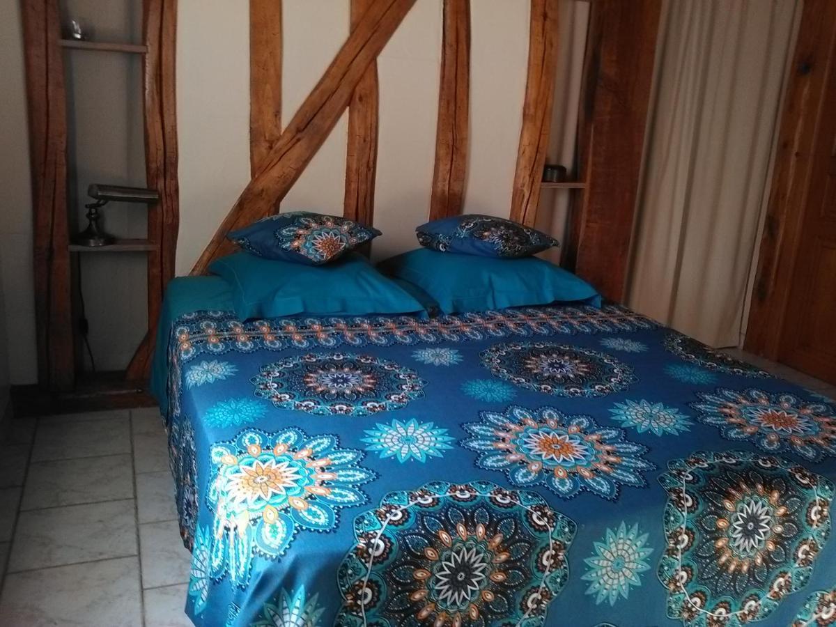 Chambre D'Hotes Des P'Tits Bonheurs Dosches Ngoại thất bức ảnh